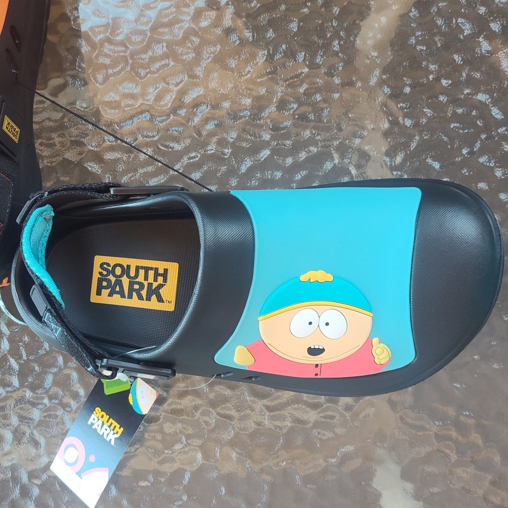 South Park Men's Clog Sandals - Picture 2 of 16